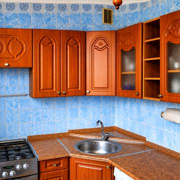 Гвардійців-Широнінців вул., 108