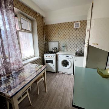 Кавказька вул., 11