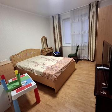Дніпровська набережна вул., 19-А