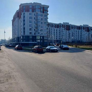 Єдності вул., 5