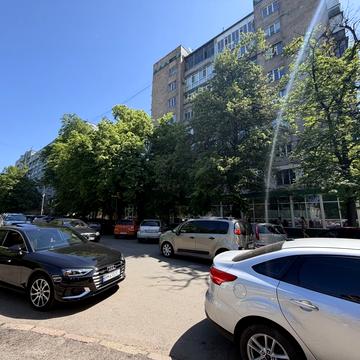 Дмитра Коряка вул., 5
