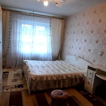 Милославська вул., 32/51а