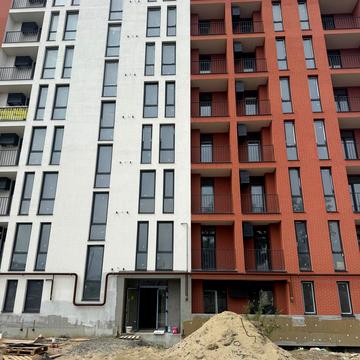 Карпатської України вул. (Юрія Гагаріна), (Будинок 1)