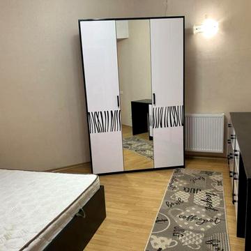 Любомира Гузара просп. (Космонавта Комарова), 26
