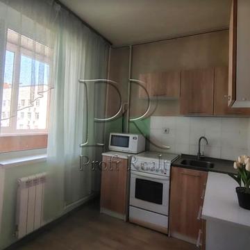 Червоної Калини просп. (Володимира Маяковського), 32-В