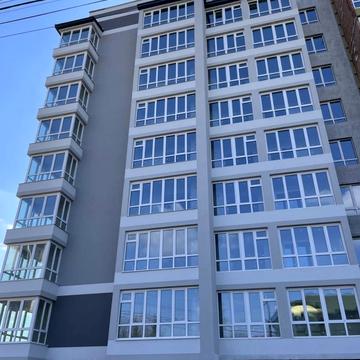 Степана Бандери вул., (Будинок)