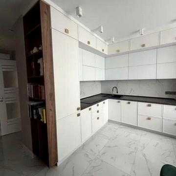 Марсельська вул., 38