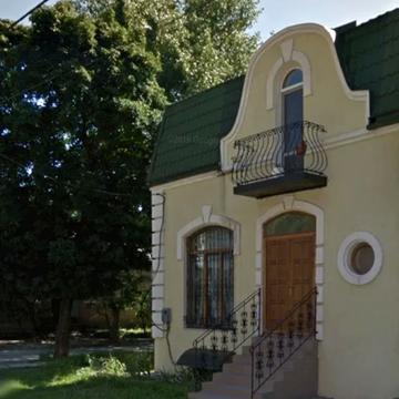 Степана Бандери вул., 6