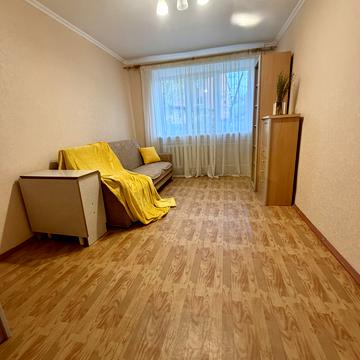 Нижньоюрківська вул., 4