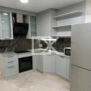 Микільсько-Слобідська вул., 8