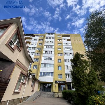 Відродження просп., 22а