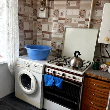 Олександра Поля просп. (Кірова), 98