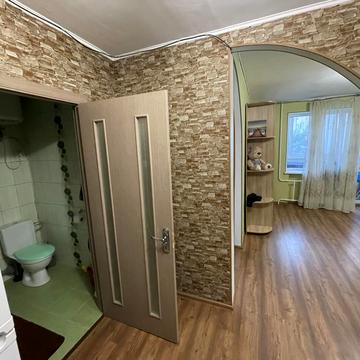 Академіка Корольова вул., 118