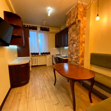 Староярмаркова вул. (Сиволапа), 44