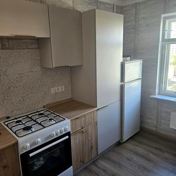 Архітектора Вербицького вул., 8
