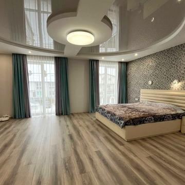 Євгена Коновальця вул., 23