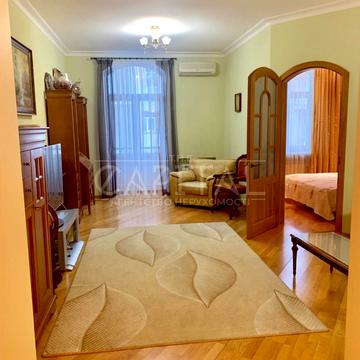 Пилипа Орлика вул., 10