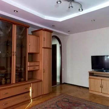 Василя Тютюнника вул. (Анрі Барбюса), 56