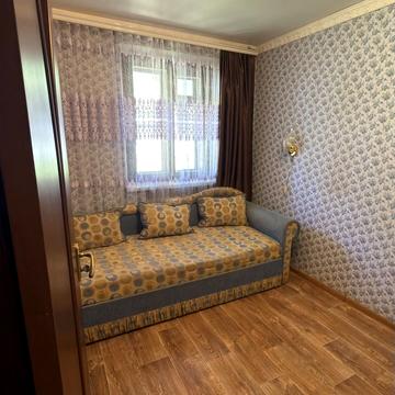Камянецька вул., 147