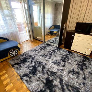 Архітектора Ніколаєва вул., 15-Б