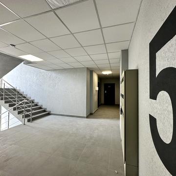 Івана Величковського вул., 84