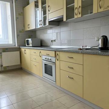 Пішонівська вул., 20/1