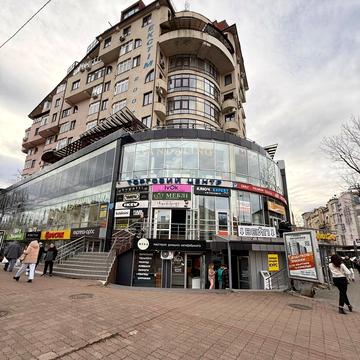 Андрія Мельника вул., 2а