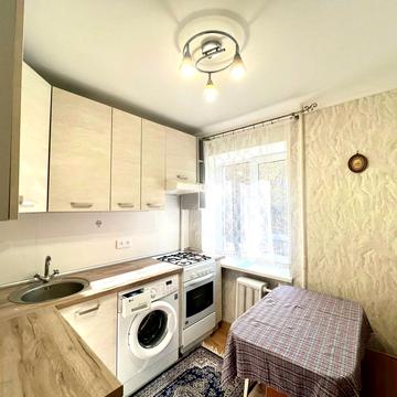 Відінська вул., 38