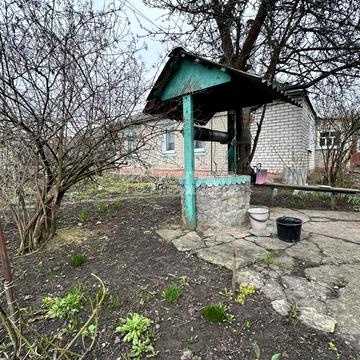 Захисників України, 41