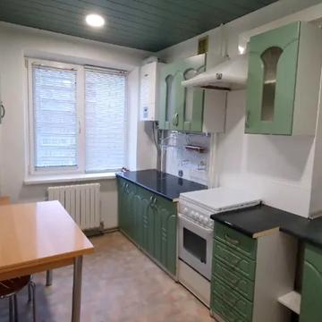 Велика Діївська вул. (Братів Трофімових), 1