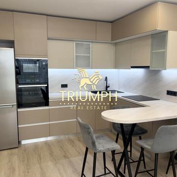 Віктора Некрасова вул. (Північно-Сирецька), 10