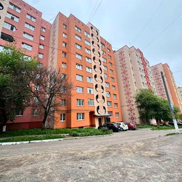 Романа Шухевича вул., 8