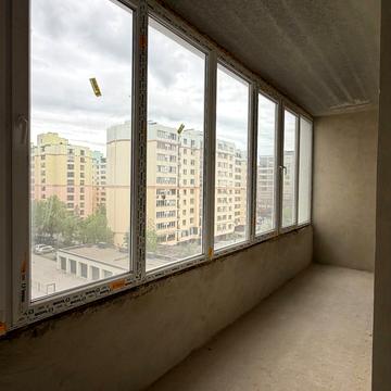 Петра Маланюка вул., (Будинок 4)