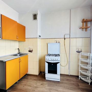 Сімї Глодан вул., 11а