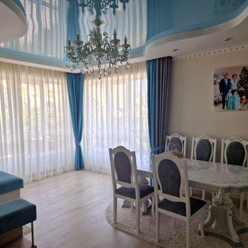Олександра Довженка вул., (Будинок 2)