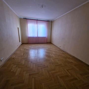 Бориса Гмирі вул., 15