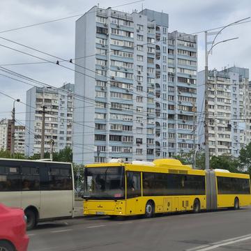 Рональда Рейгана вул., 1/25