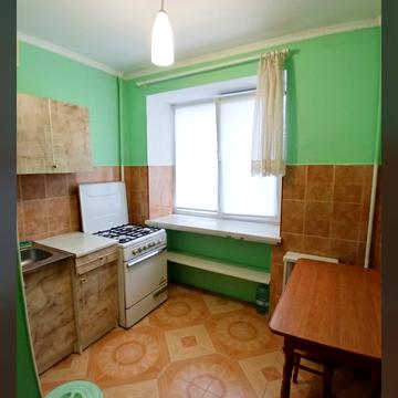 Богдана Хмельницького вул., 273
