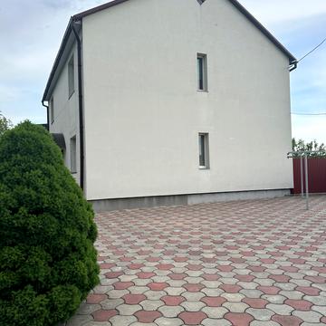 Садова вул.