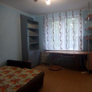 Амосова вул. (Корчагінців), 36