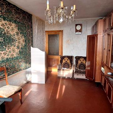 Любові Малої просп. (Постишева), 2/1