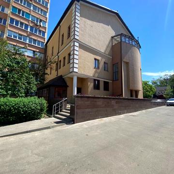 Європейська вул. (Жовтнева), 27