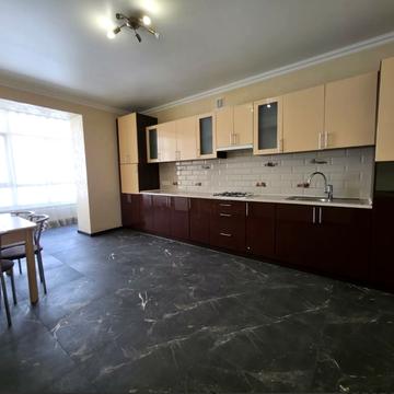 Олександра Довженка вул., 29д