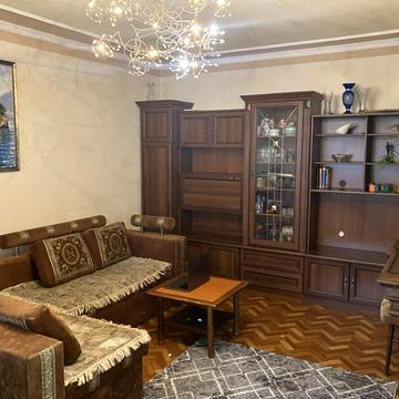 Вишняківська вул., 9