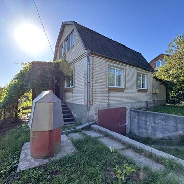 Зарічанська вул., 2