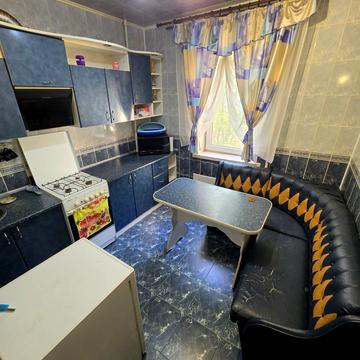 Лазурна вул., 42