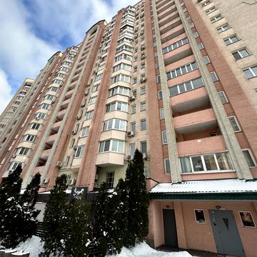 Миколи Голего вул. (Лебедєва-Кумача), 5