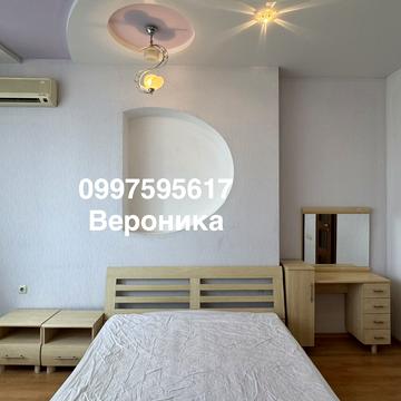 Шевченка просп., 4б