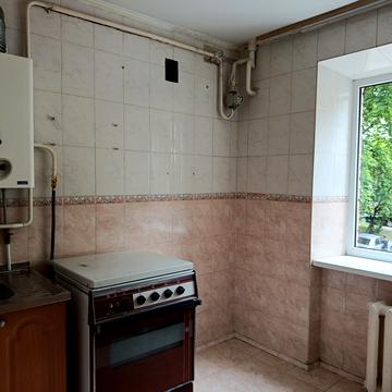 Камянецька вул., 63