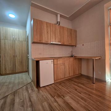 Деревянка вул., 16б